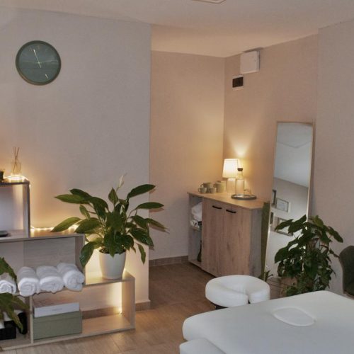massage-room-beautiful-lady-foto-5